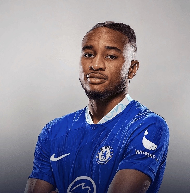 英雄联盟s15-皇家社会训练开放日，关键时刻官宣签约引欢呼，德甲在即，医务组通报恢复的简单介绍